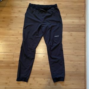 Men’s Patagonia lightweight hiking/climbing jogger